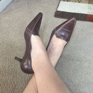 Cole Haan brown pointy toe pumps, size 8.5B